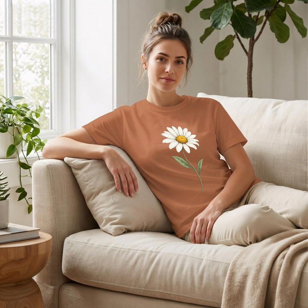 Women’s Daisy Graphic T-Shirt