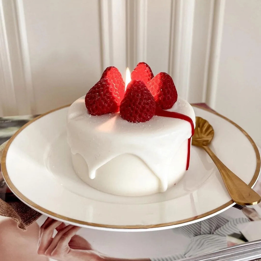 Handmade Strawberry Cake Scented Candle