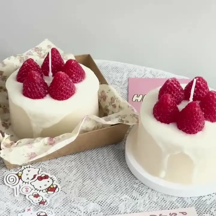 Handmade Strawberry Cake Scented Candle