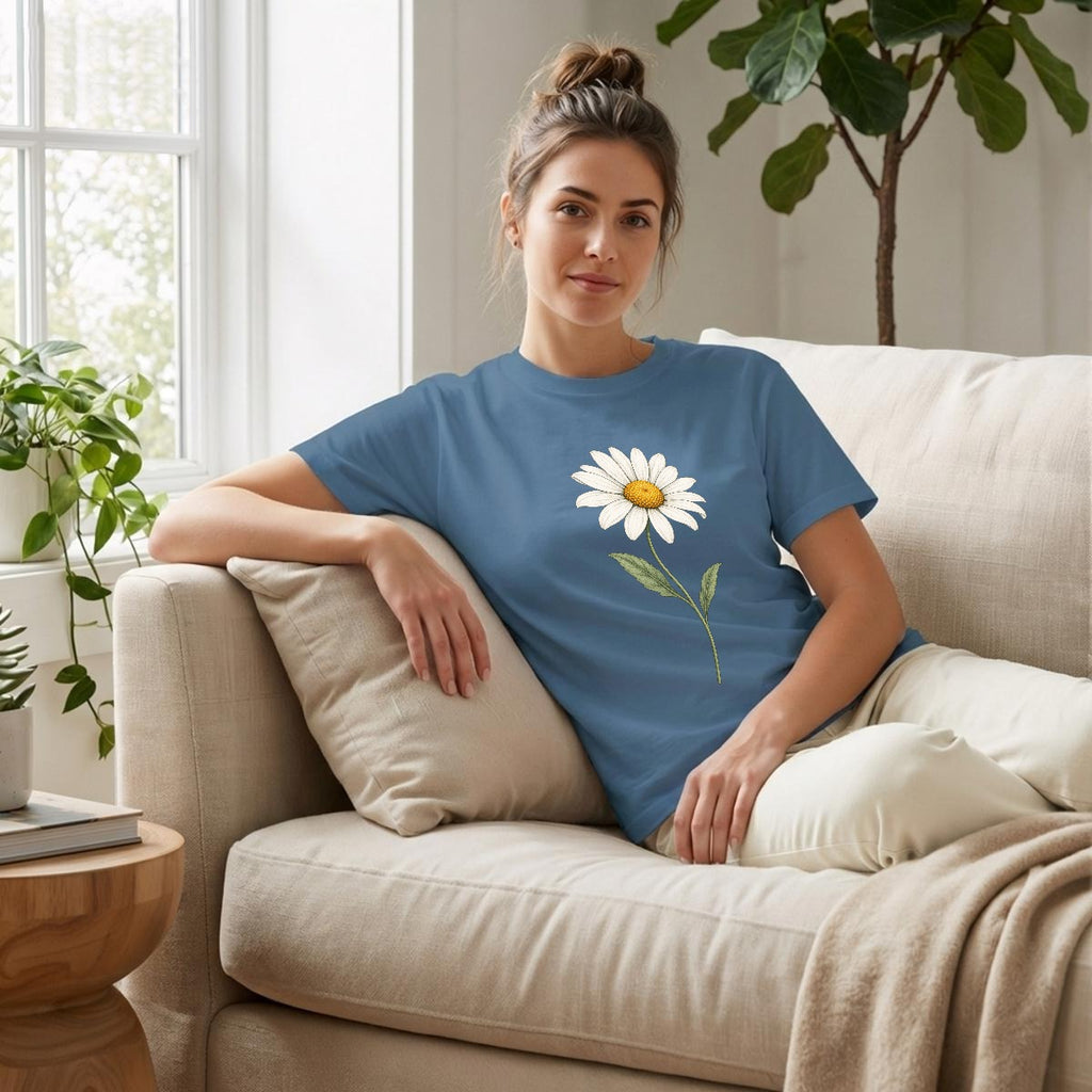 Women’s Daisy Graphic T-Shirt