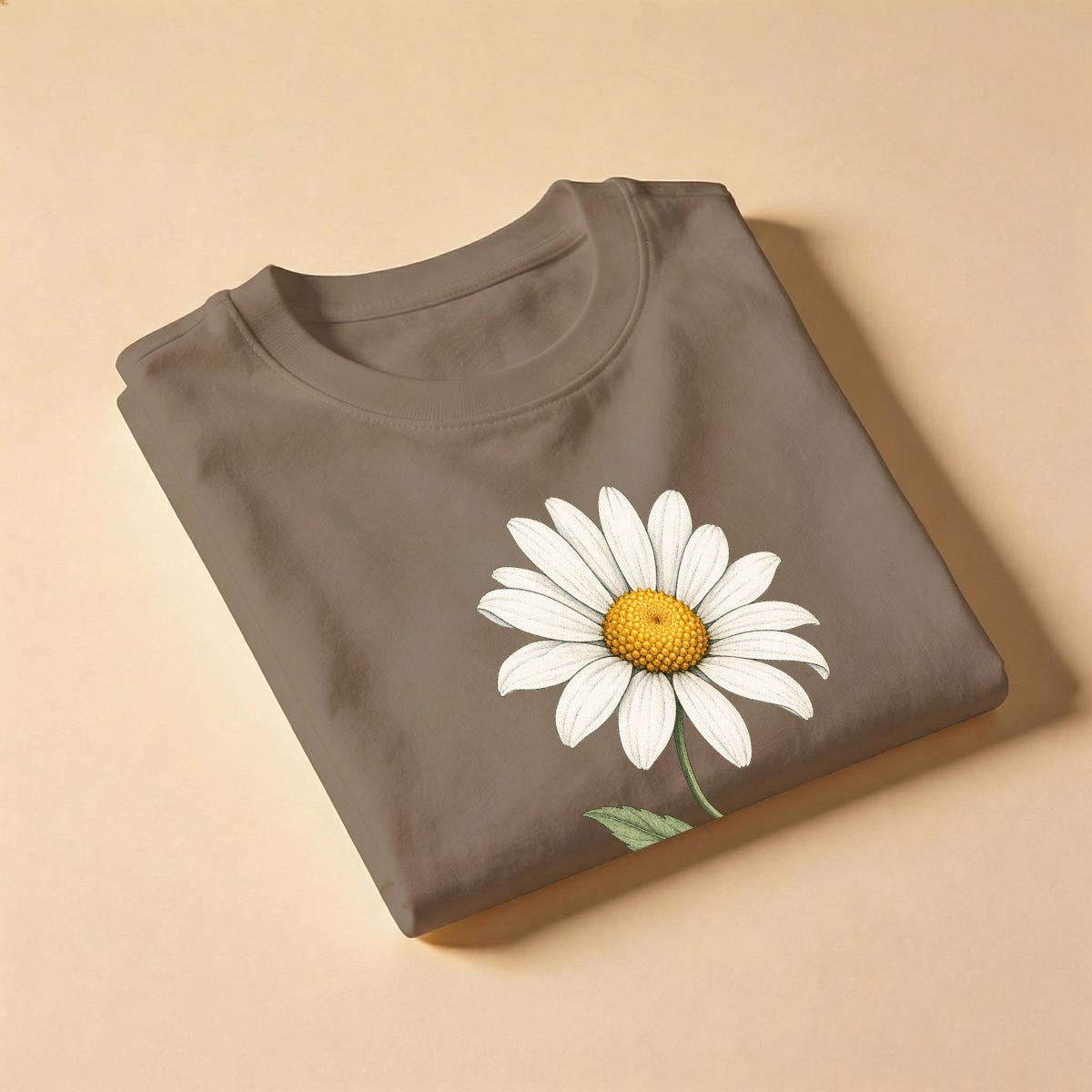 Women’s Daisy Graphic T-Shirt