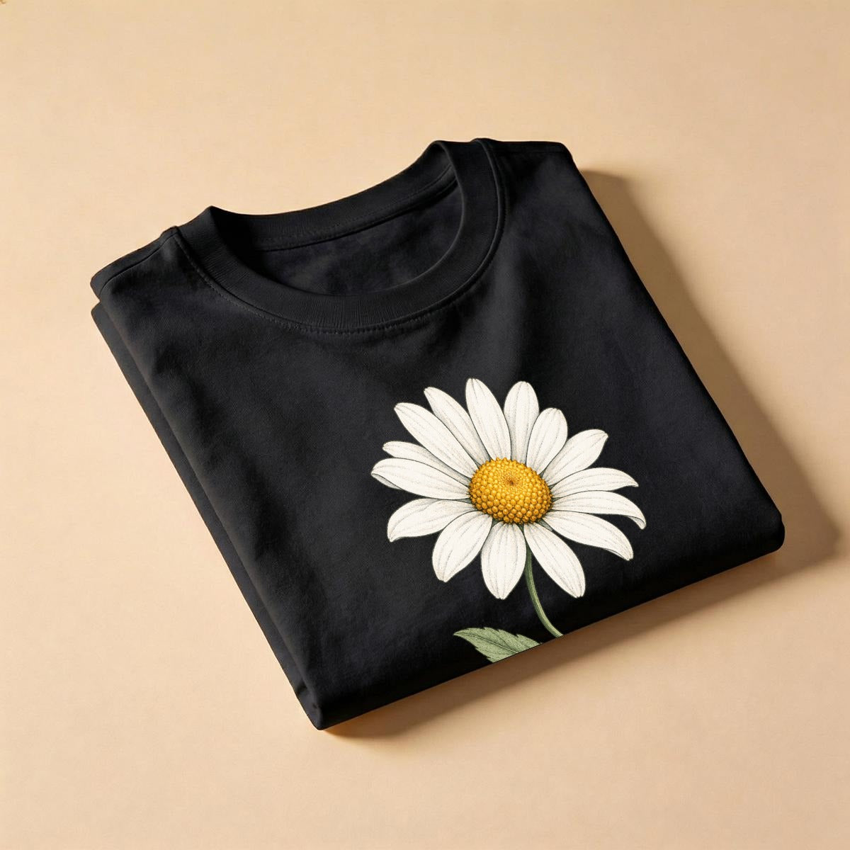 Women’s Daisy Graphic T-Shirt
